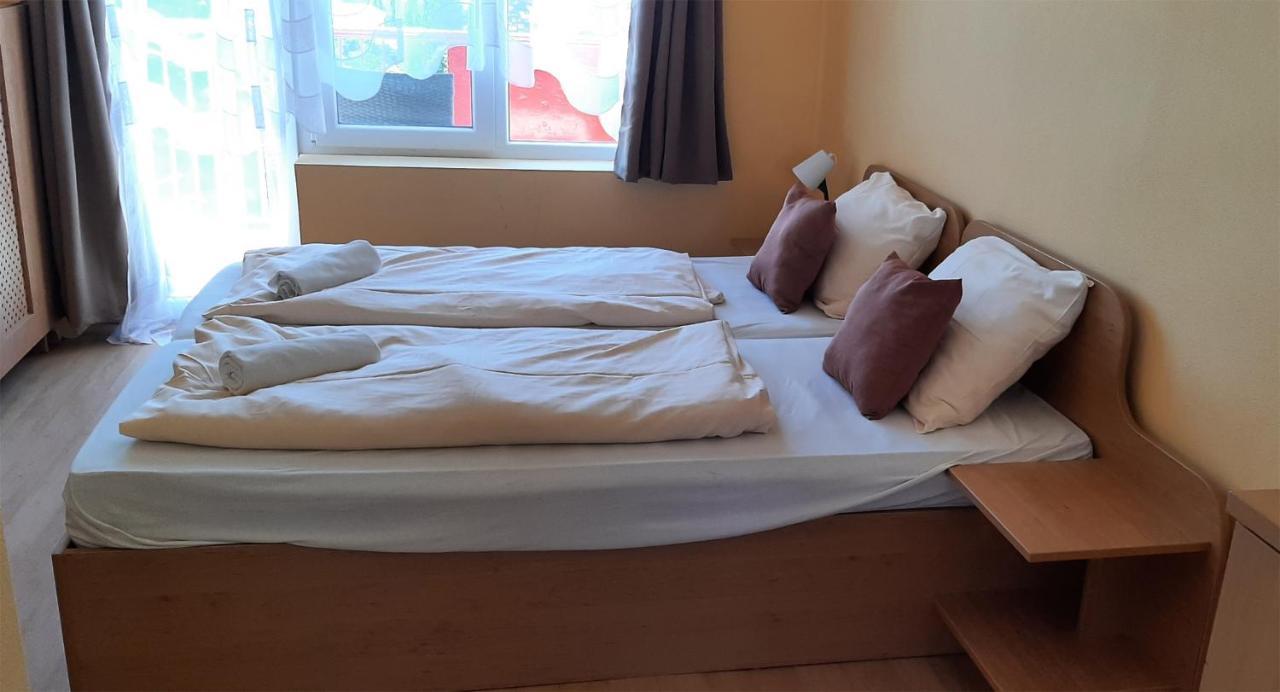 Manuela Ifjusagi Hotel Balatonfüred Esterno foto