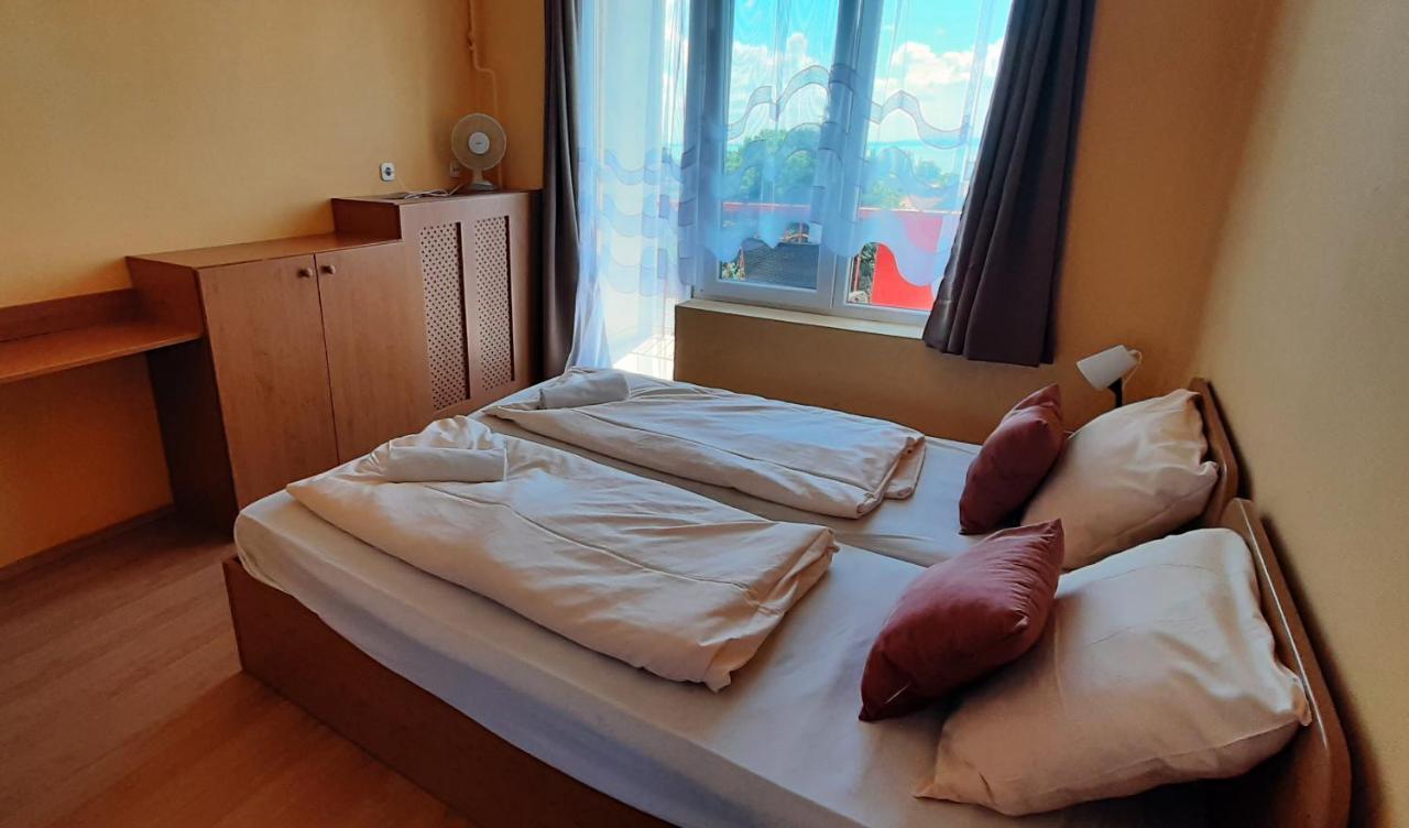 Manuela Ifjusagi Hotel Balatonfüred Esterno foto